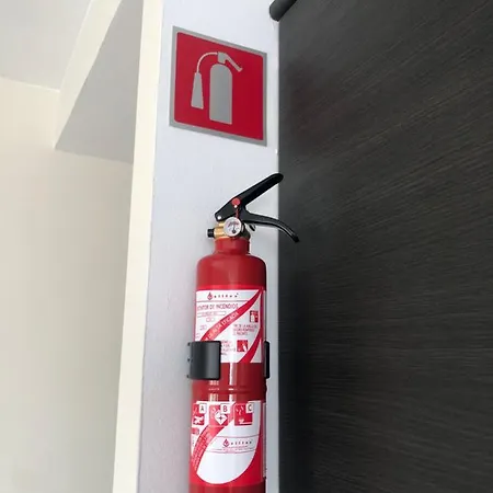 Bright, Modern In The Heart Of Appartamento *