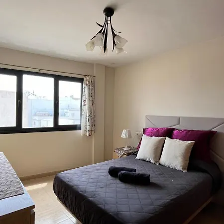 Bright, Modern In The Heart Of Lejlighed