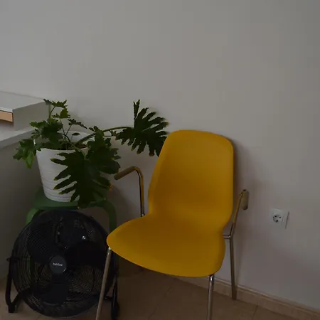 Bright, Modern In The Heart Of Apartamento