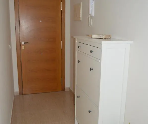 Apartment Bright, Modern In The Heart Of