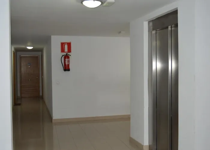 Lejlighed Bright, Modern In The Heart Of