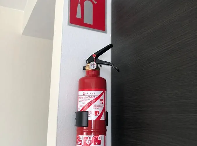 Bright, Modern In The Heart Of شقة *